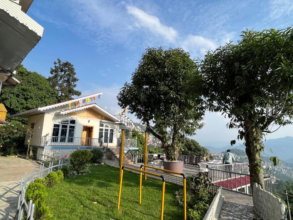 BAHAR RETREAT AND SPA