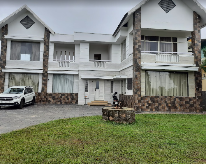 MOUNTAIN MIST RESORT