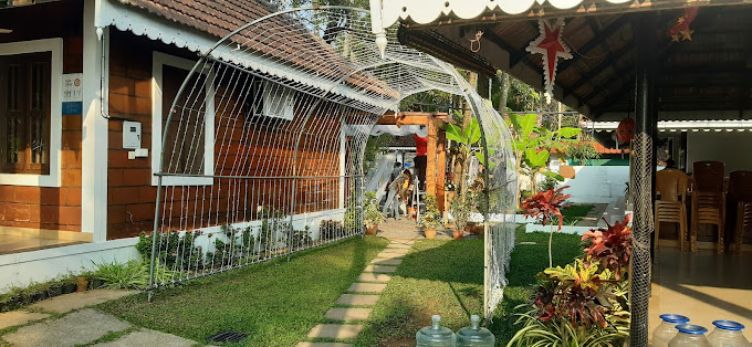 KOCHI RIVERSIDE HOMESTAY