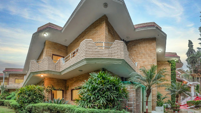 VAAPI COMFORT INN - NAUKUCHIATAL							"