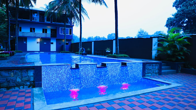 PARAMPARA RESORT