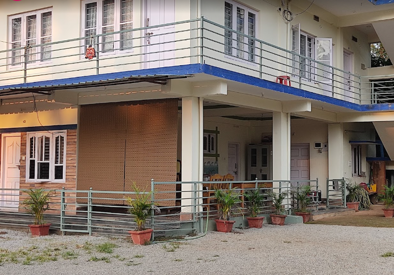 NEW ROYAL SUNDRAM HOMESTAY