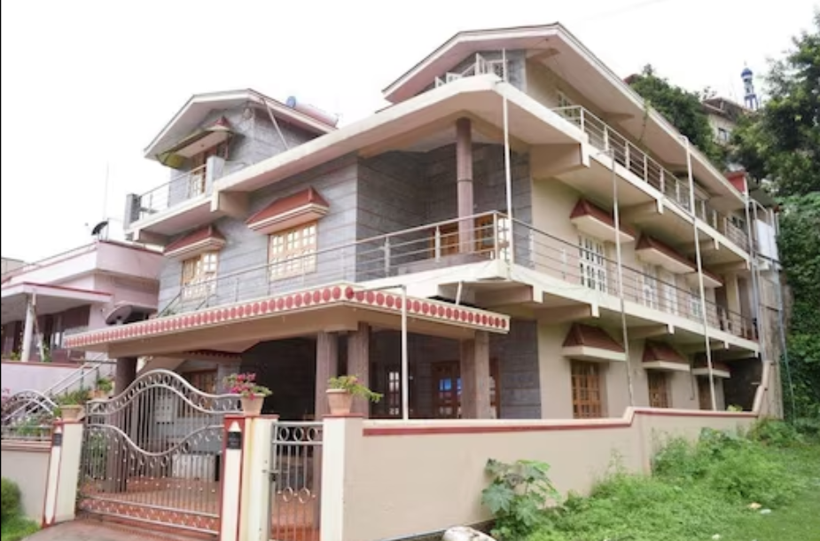 SRI KAVERI HOMESTAY