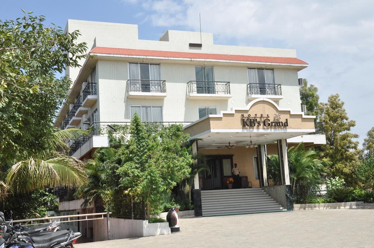 HOTEL KBS GRAND