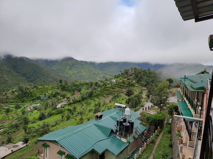 THE MOON DRIFT COTTAGE