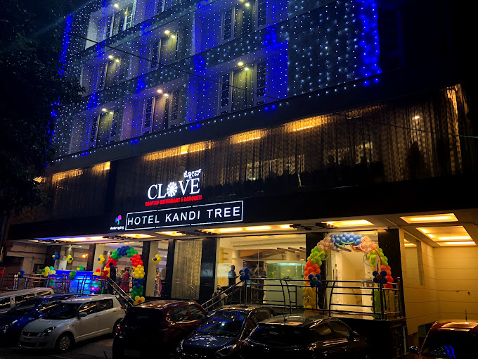 HOTEL KANDI TREE