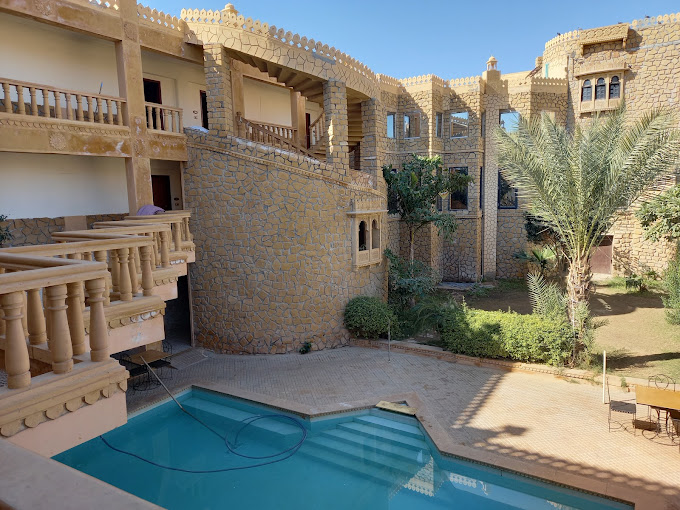 HOTEL DEOKI NIWAS PALACE