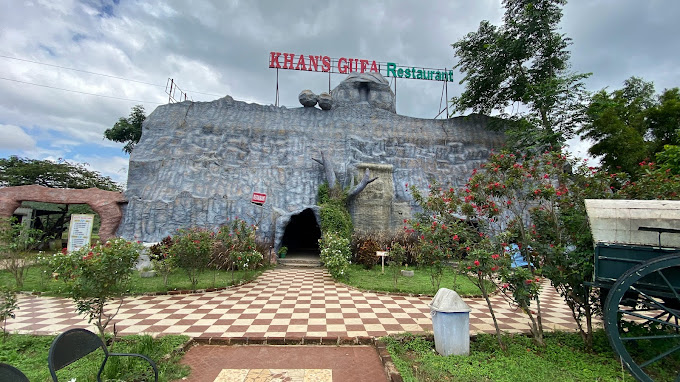 KHANS GUFA RESORT