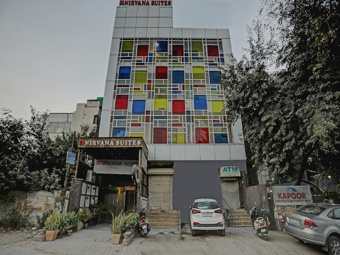 QOTEL HOTEL 007 NIRVANA SUITES JASOLA