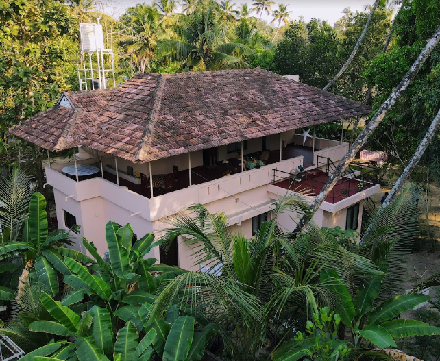 BELLA MARARI BEACH HOMESTAY