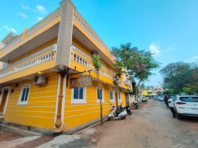 YELLOW RESIDENCY