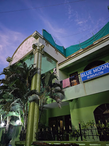 BLUEMOON BUNGALOW