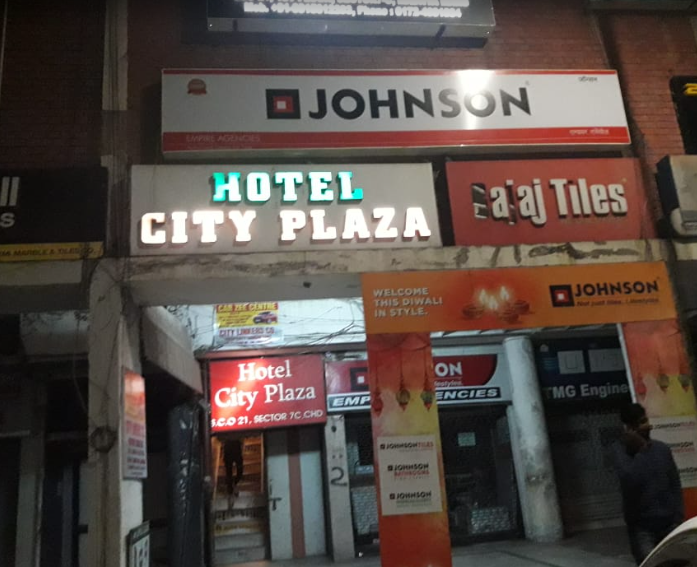 HOTEL CITY PLAZA