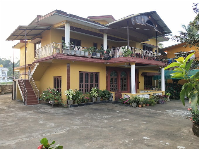 COMFY HOMESTAY