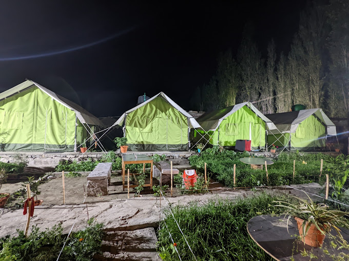 BORDER CAFE AND CAMP