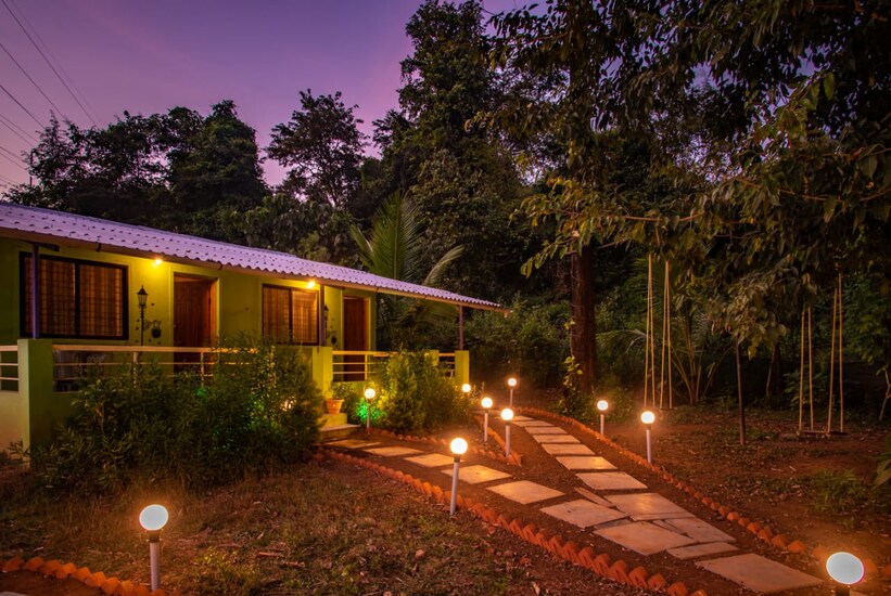 DANDELI GREEN MIST  HOME STAY