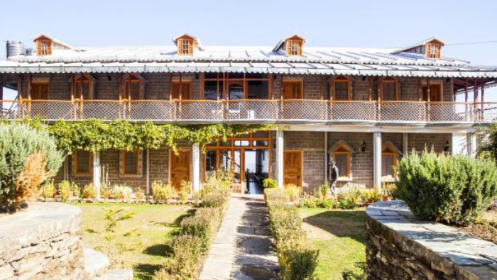 KAUSANI BEST INN
