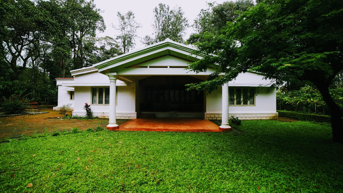 WHISTLING THRUST BUNGALOW