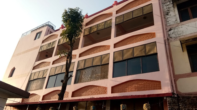 JASMINE RESIDENCY HYA’S HOMESTAY