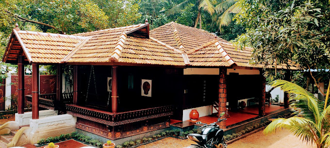 PERIYAVEETTIL  KERALA HERITAGE HOMESTAY