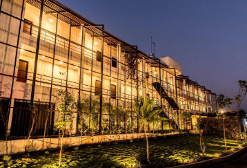 DANDELI GHOOMO 5 STAR