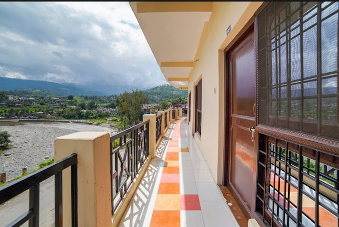 HOTEL BAIJNATH LAKE VIEW