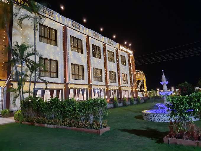 HOTEL VRINDHA