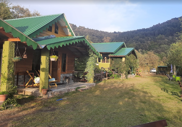 Pinewood Cottage Pangot