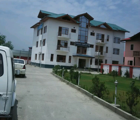 HOTEL GRAND COMFORTS