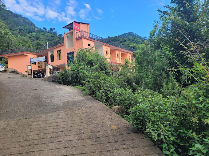 RIVA PALACE HOMESTAY REWALSAR