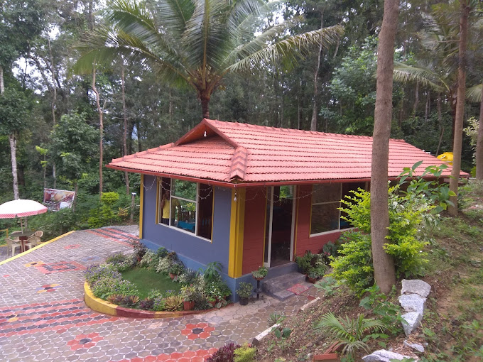 CASTLE ROCK HOMESTAY