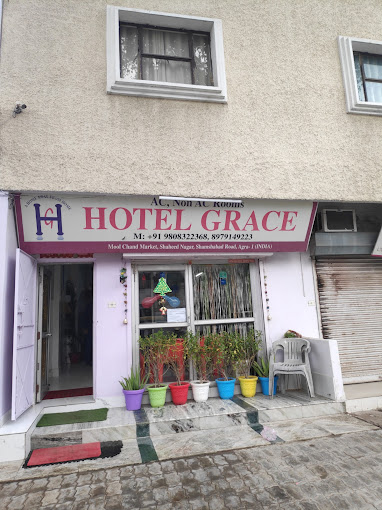 HOTEL GRACE