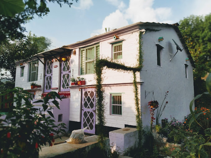 DWARAHAT VILLAGE HOMESTAY