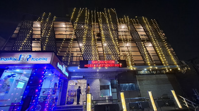 HOTEL THE MANSION & RESTRO