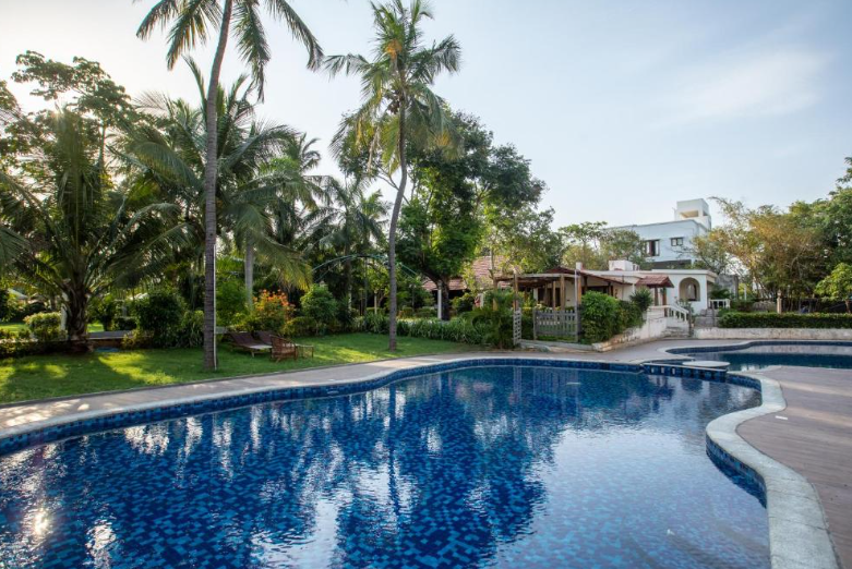 Green meadows cottage