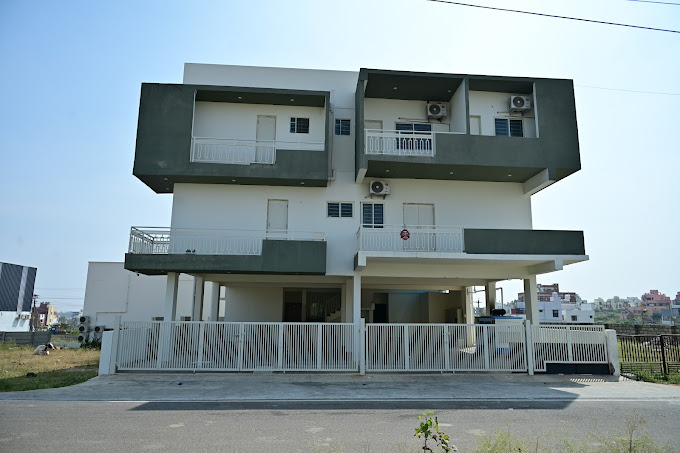 LUXURY 2BHK FLATS BY RENT ON COMFORT HOMESTAY