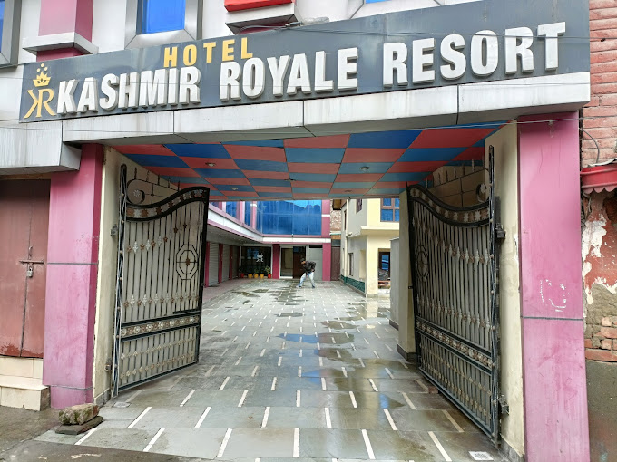 kASHMIR ROYAL RESORT