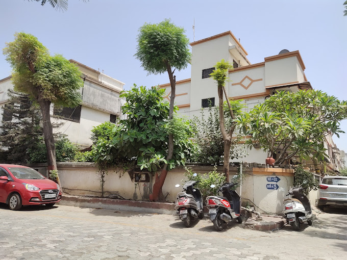 VILLAS HOLIDAY HOME SERVICE