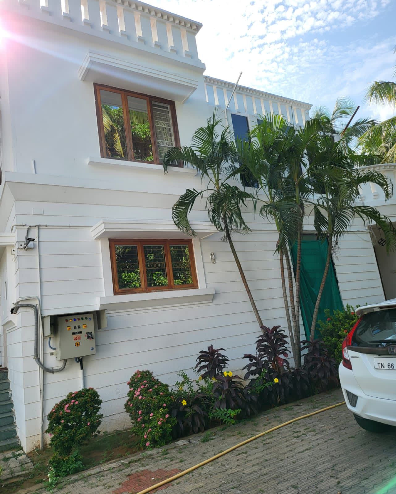 HERMES LUXURIOUS STAY 4 BHK