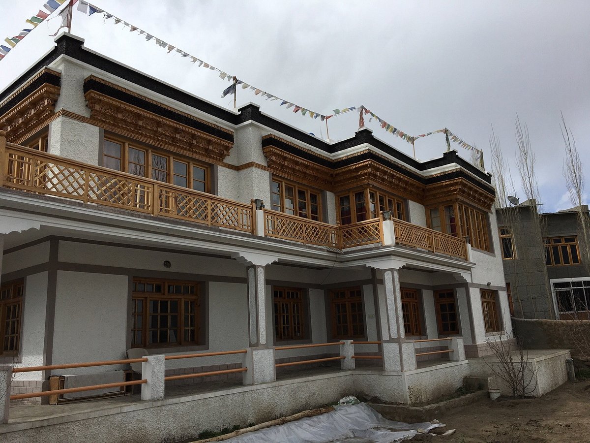 GANGZING VILLA IN LEH