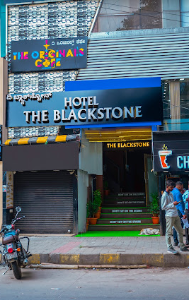 HOTEL THE BLACKSTONE