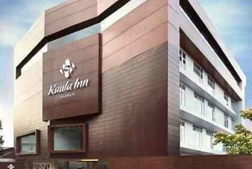 CLYFORD PROJECTS AND DEVELOPERS PVT LTD(CLYFORD INN)