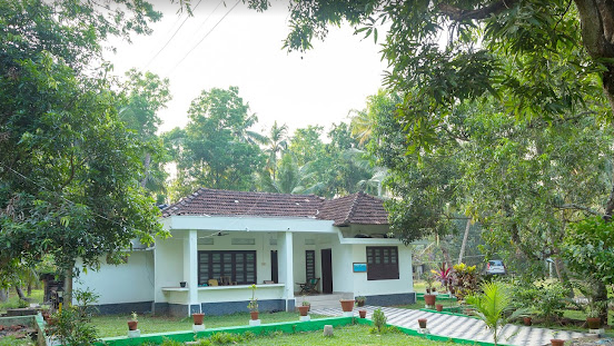 AQUALILLIES WATER FRONT HERITAGE HOMESTAY