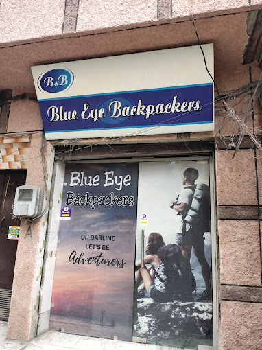 BLUE EYE BACKPACKERS