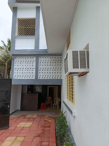 TRS URBAN RETREAT GUESTHOUSE