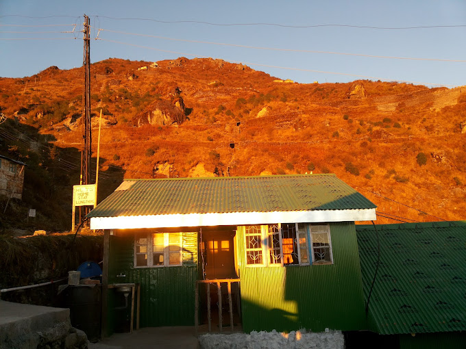 LAMAKHANG HOMESTAY LUNGTHU