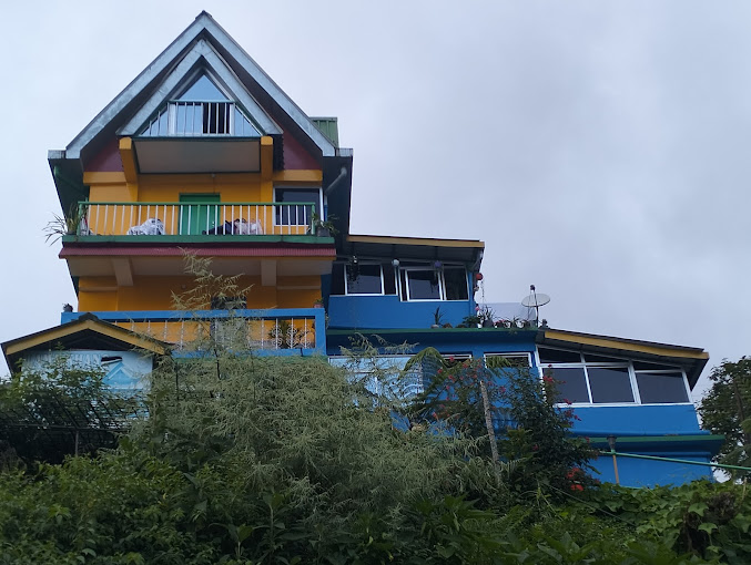 LAMAKHANG HOMESTAY PHADAMCHEN