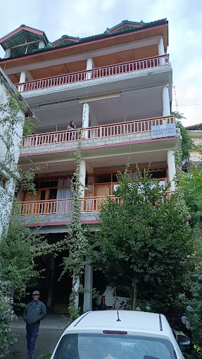 WOOD STONE HOME STAY