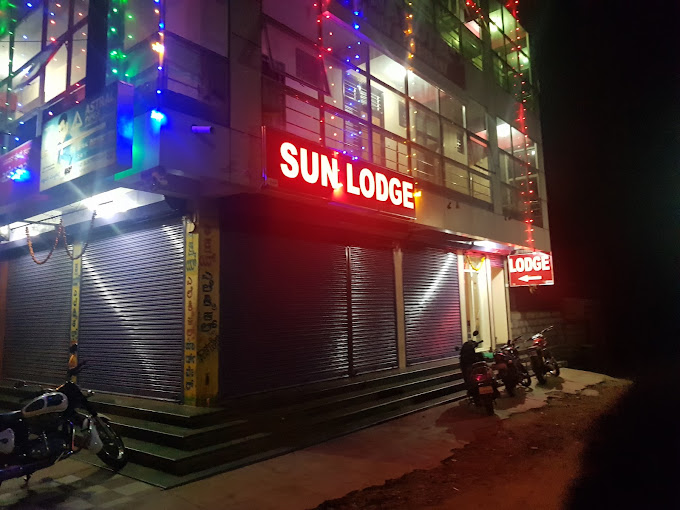 SUN LODGE