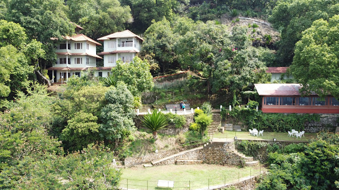 BLACKBERRY HILLS MUNNAR NATURE RESORT & SPA